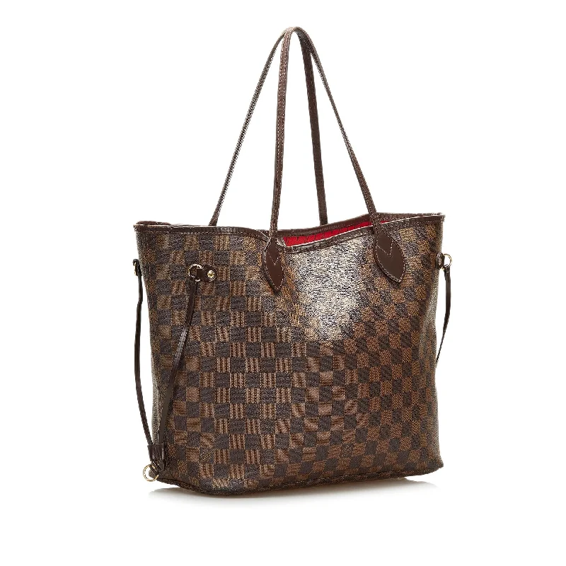 Ladies Louis Vuitton Capucines bags with gold - toned hardwareLouis Vuitton Damier Ebene Neverfull MM (37089)