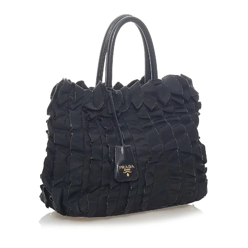 Prada bags with a chain - link trim and a leather body for a modern and stylish edgePrada Pleated Tessuto Tote Bag 33278