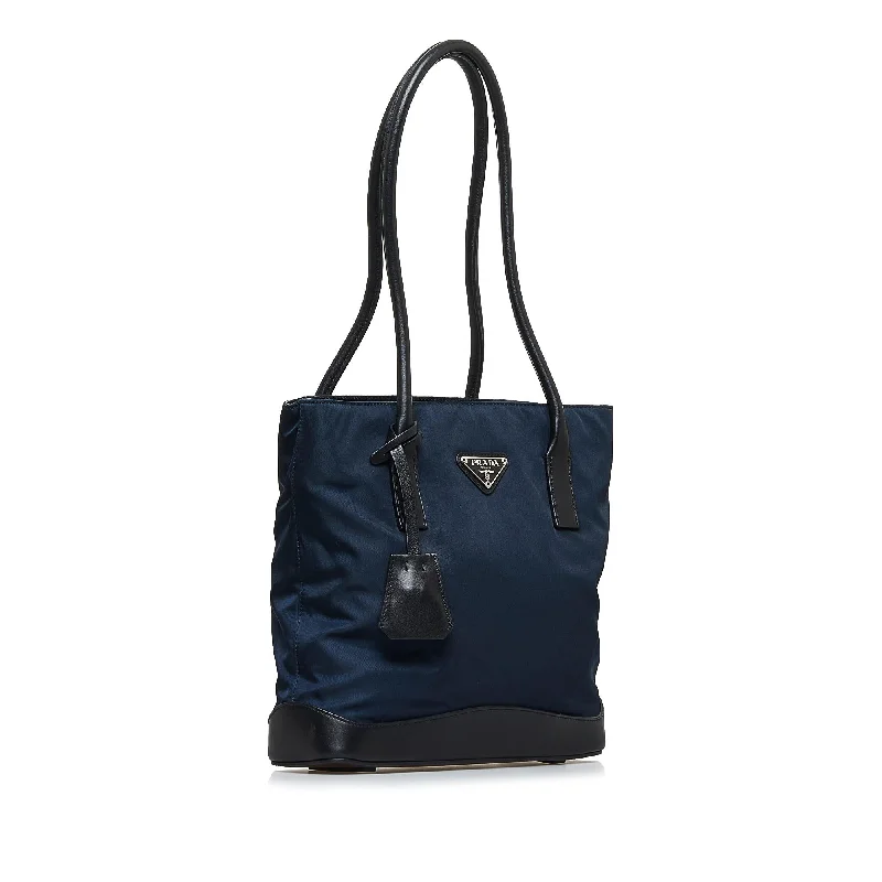 Prada Cahier bags featuring the signature triangular logo plaquePrada Tessuto Tote (SHG-s6KlAJ)