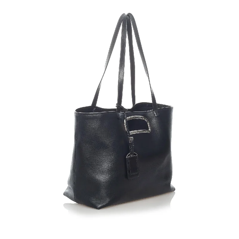 Small - sized Prada Saffiano leather bags for a compact and stylish carryPrada Leather Tote Bag 31485