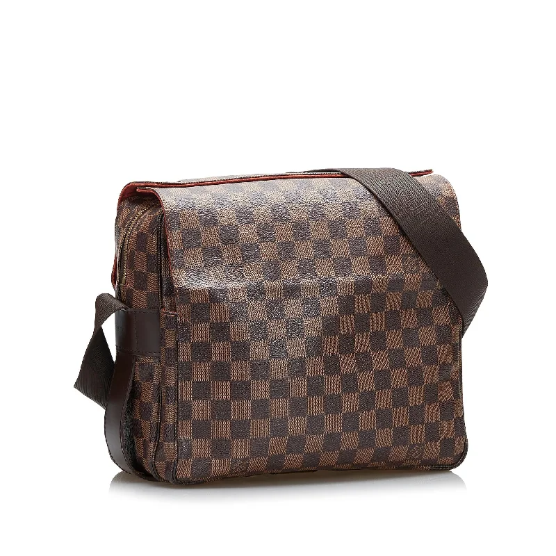 Louis Vuitton handbags with a back - zip pocket for storing valuablesLouis Vuitton Damier Ebene Naviglio 36261)