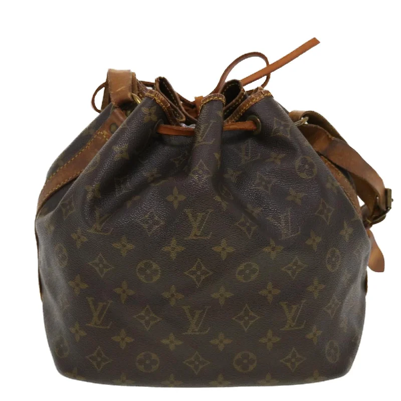 Louis Vuitton handbags with a patent - leather finish for a shiny lookLouis Vuitton Monogram Petit Noe Shoulder Bag M42226 LV Auth cl551