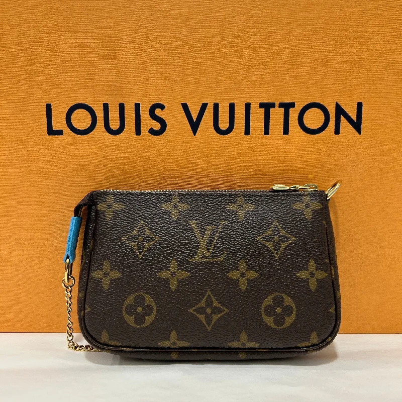 Louis Vuitton handbags with a back - zip pocket for storing valuablesLouis Vuitton - Mini pochette