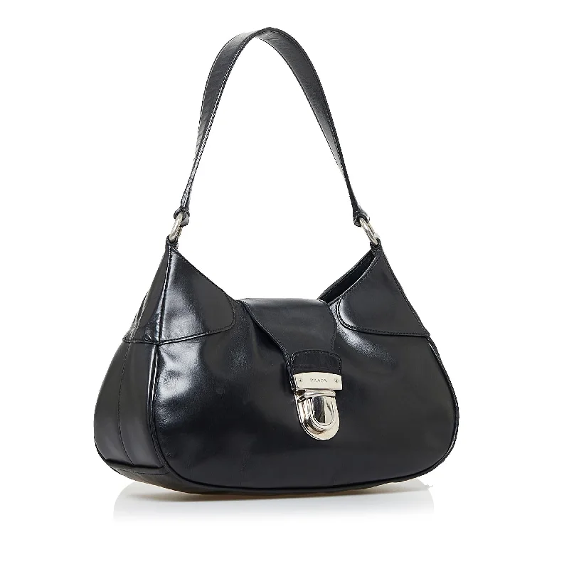 Medium - sized Prada tote bags in classic black for everyday versatilityPrada Leather Shoulder Bag qVuAcD