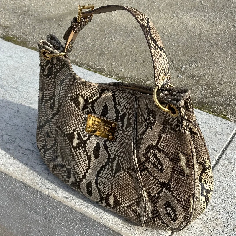 Louis Vuitton Twist bags with a crystal - embellished LV - turnlockLouis Vuitton - Sac Galliera