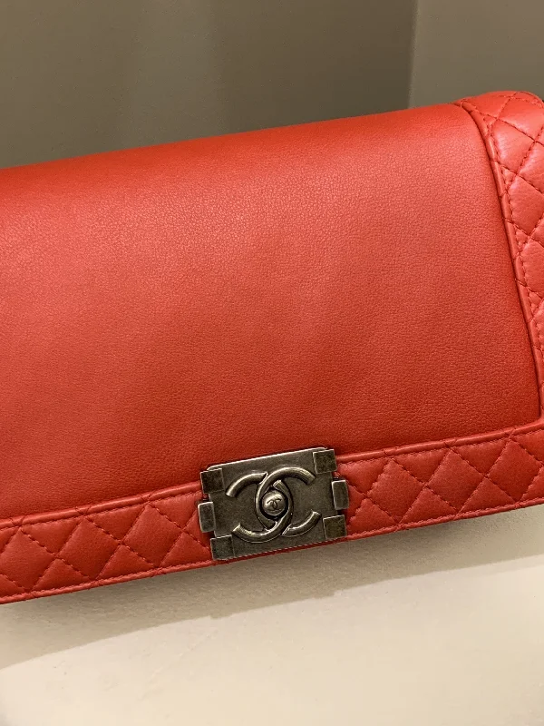 Chanel bags with classic and elegant designsChanel Boy Reverso Red Calfskin