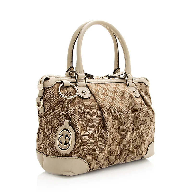 Small - sized Women Gucci shoulder bags for evening outingsGucci GG Canvas Sukey Top Handle Medium Satchel (SHF-20030)