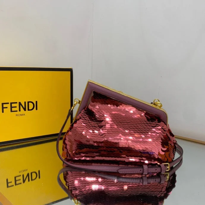 Ladies Fendi Peekaboo bags with a hand - carved leather detail for a unique and artisanal touchFendi Luxury Bag - FED - 222