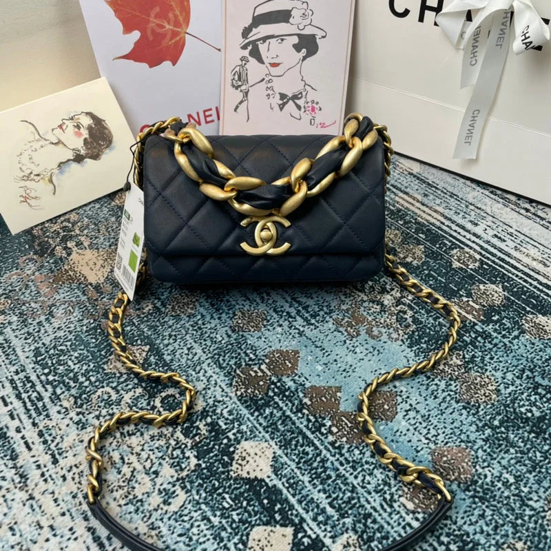 Chanel bags with iconic gold chainsChanel -Bags - CHL Bags - 522