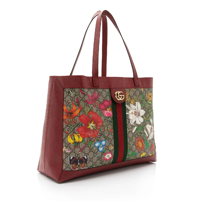 Women Gucci bags with a front - zip pocket for small itemsGucci GG Supreme Flora Ophidia Medium Tote (aYucoZ)