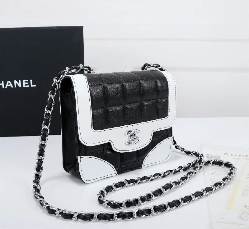 Chanel Small Crossbody Bag for TravelLuxury Bags Chanel  521