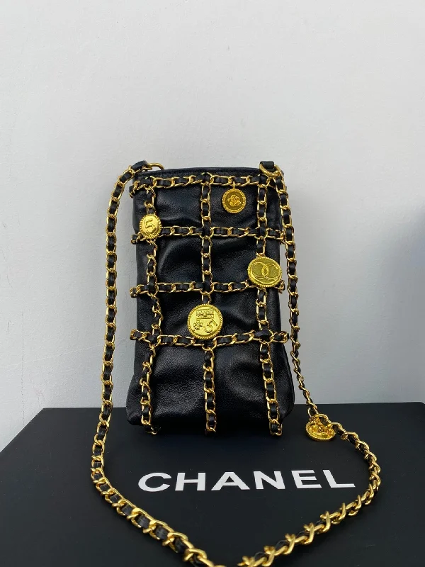 Chanel bags for women with a taste for high fashionNew Bag Chanel  422