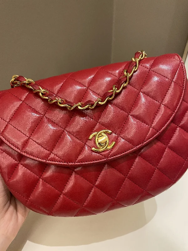 Chanel leather bags for everydChanel Vintage Quilted Cc Curve Bag Red Lambskin