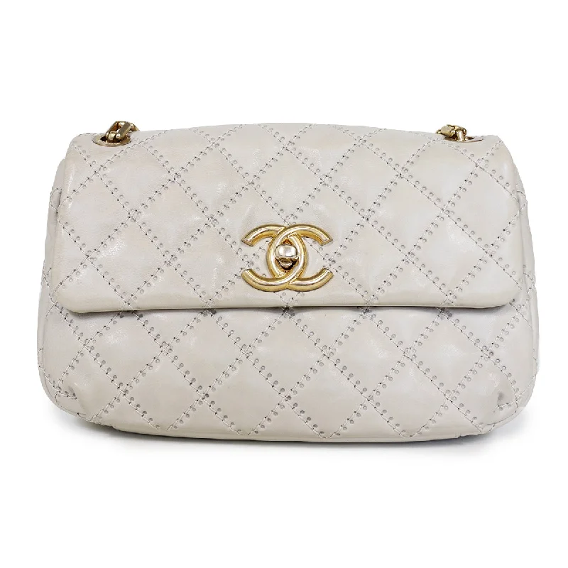 Chanel bags sale 2025Quilted Bag in beige calf leather