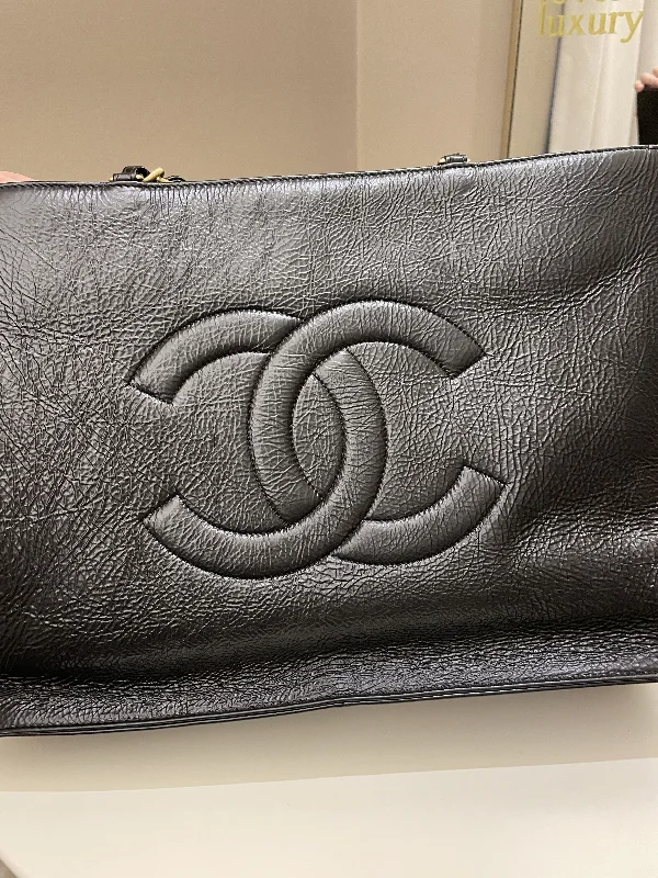 Chanel Limited Edition Handbag for CollectorsChanel Timeless CC Shoulder Tote Black Aged Calfskin