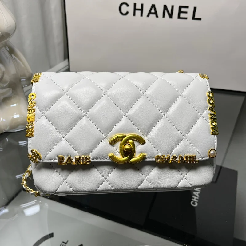 Chanel bags for women who love timeless fashionLuxury Bags Chanel  513