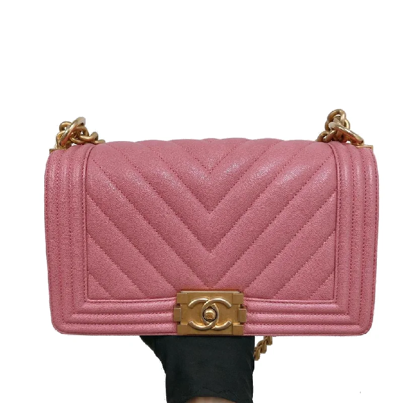 Chanel bags with iconic stitching detailsOld Medium Boy Bag Pink