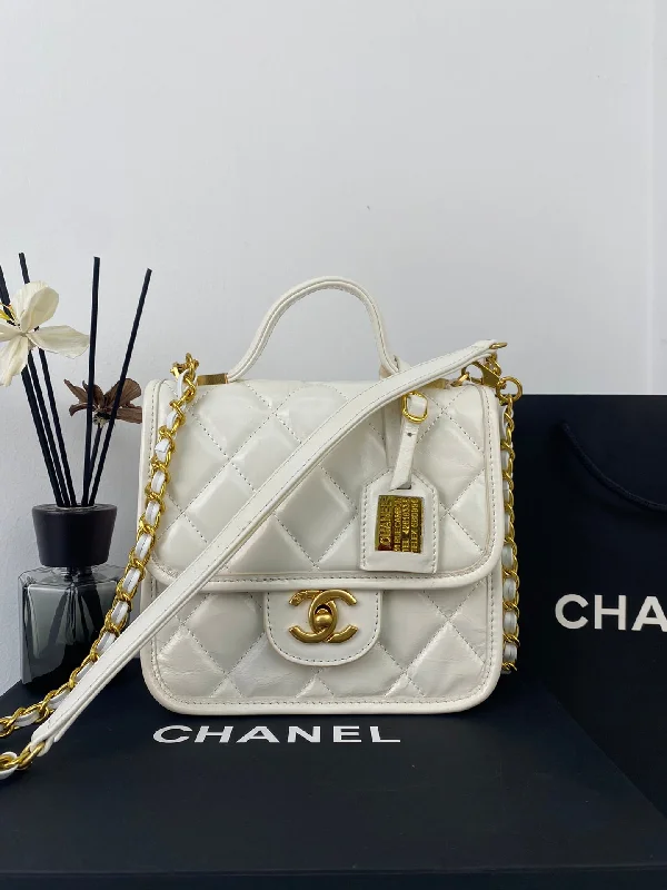 Chanel bags with iconic gold chainsNew Bag Chanel  419