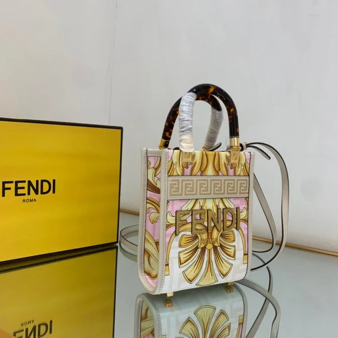 Fendi bags with a voice - activated pocket opener for a high - tech convenienceFendi Luxury Bag - FED - 225