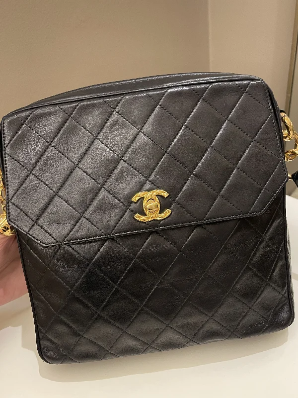 Chanel Small Crossbody Bag for TravelChanel Vintage Quilted Cc Camera Bag