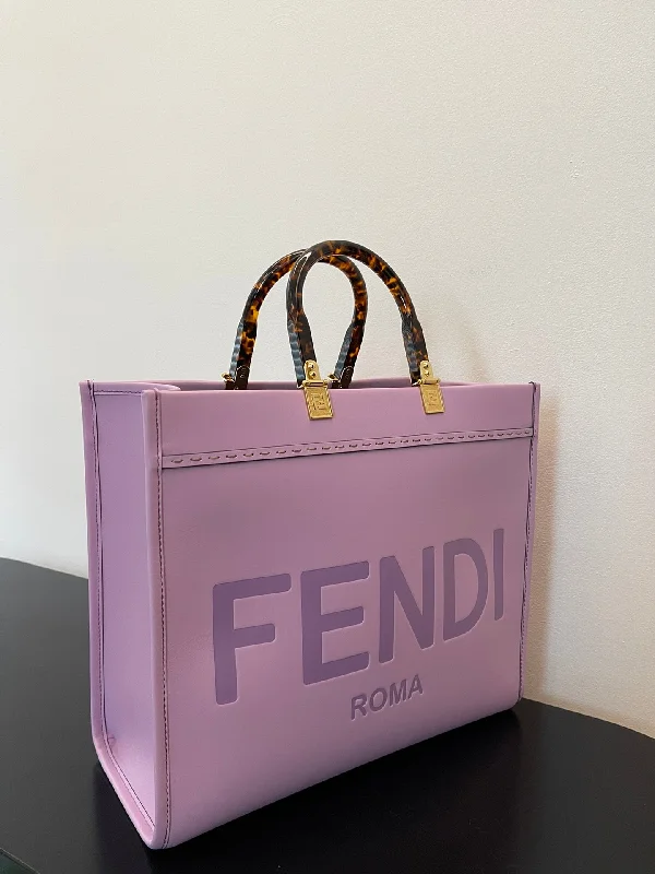 Fendi tote bags with a hand - painted FF pattern for an artisanal and one - of - a - kind touchFendi Luxury Bag - FED - 178