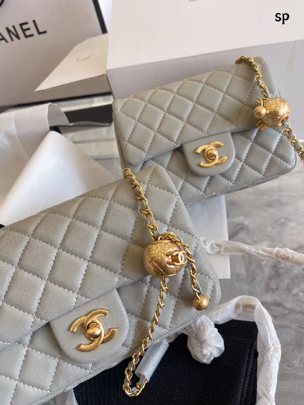 Chanel bags with chain and leather strap combinationsLuxury Bags Chanel  483