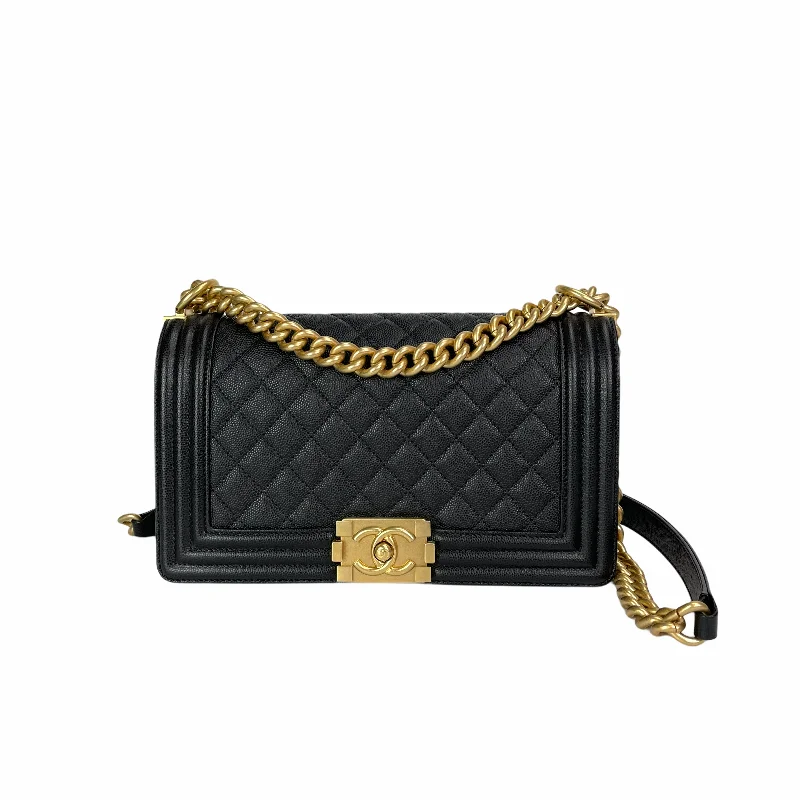 Chanel leather bags for everydBoy Old Medium Caviar Gold Hardware Black