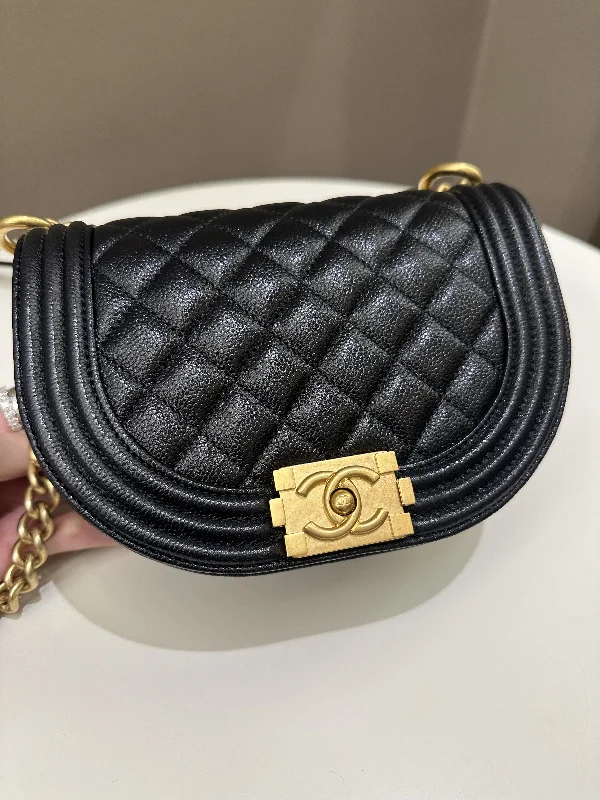 Chanel bags with leather and tweed combinationsChanel Quilted Curve Boy Bag Black Caviar